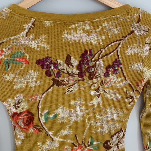 Anthropologie Pilcro Waffle Henley Long Sleeve Floral Top - Picture 9 of 10